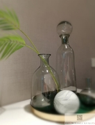 臺(tái)上飾品